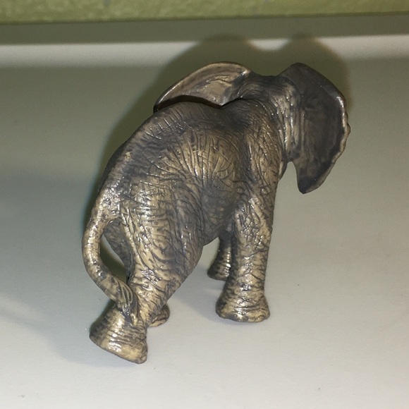 Retired Schleich Baby Elephant Figure - Picture 4 of 8